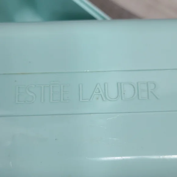 Estee Lauder Travel Case - Picture 6 of 10